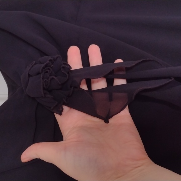 Black Jessica full length dress - Picture 3 of 7